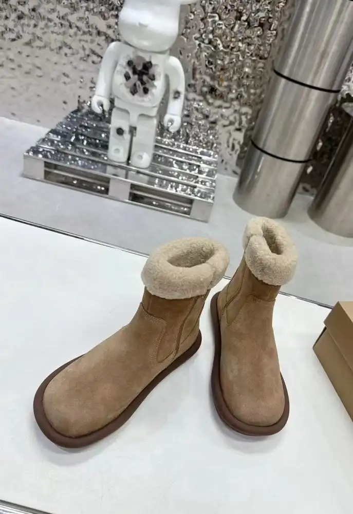 hype UGG Boots