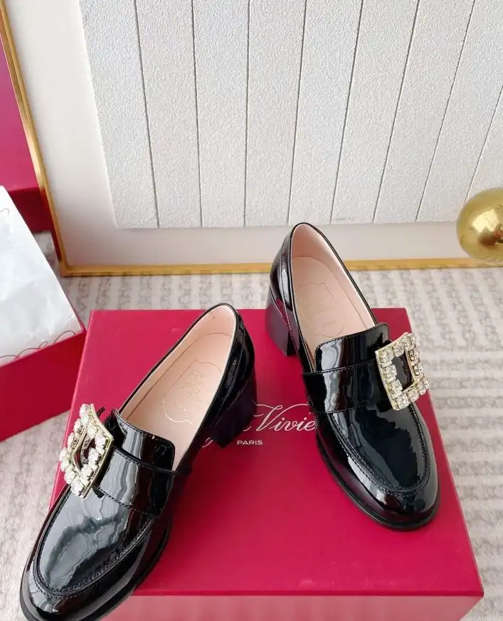 hype Roger Vivier Leather Shoes