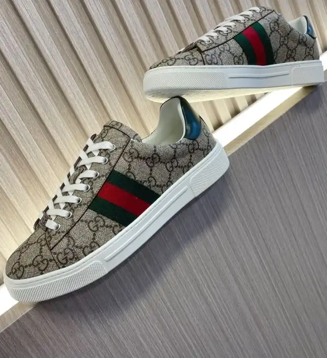 hype Gucci Sneakers