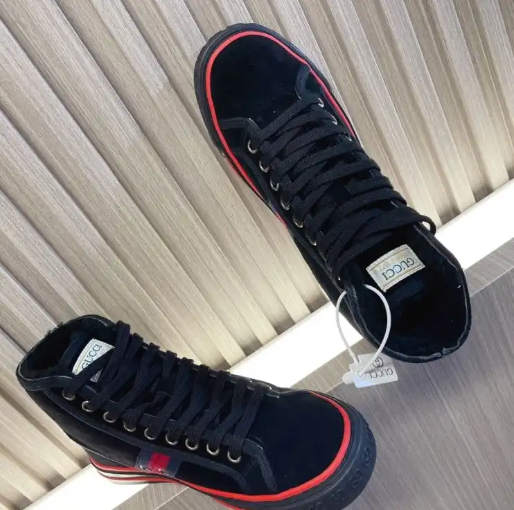 hype Gucci Sneakers