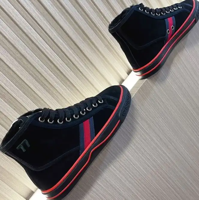 hype Gucci Sneakers