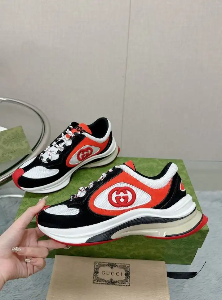 hype Gucci Sneakers