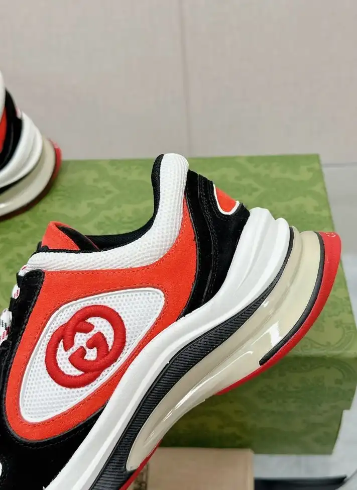 hype Gucci Sneakers