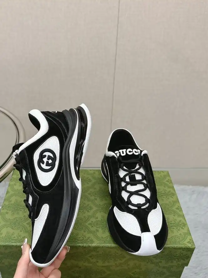 hype Gucci Sneakers