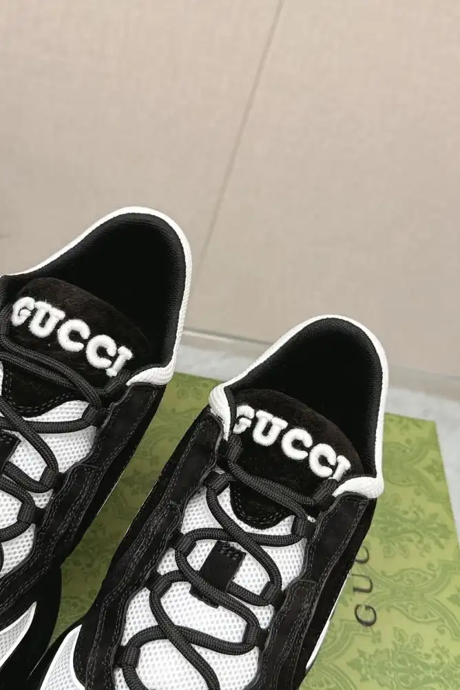 hype Gucci Sneakers