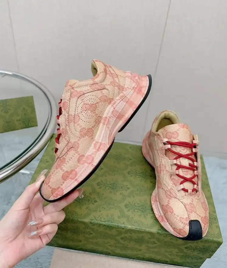 hype Gucci Sneakers