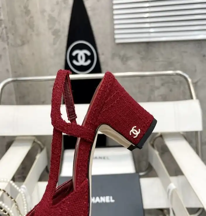 hype Chanel High Heels