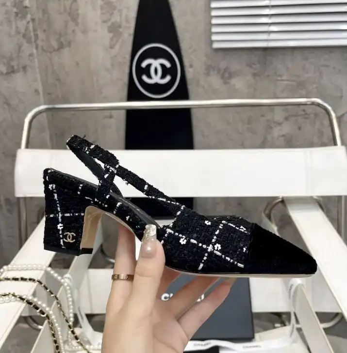 hype Chanel High Heels