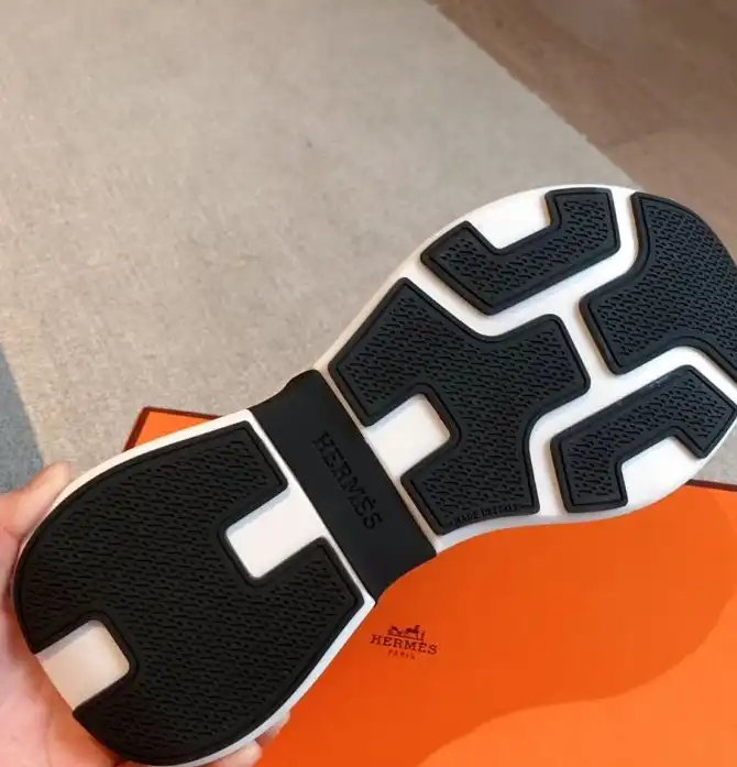 hype Hermes Sneakers