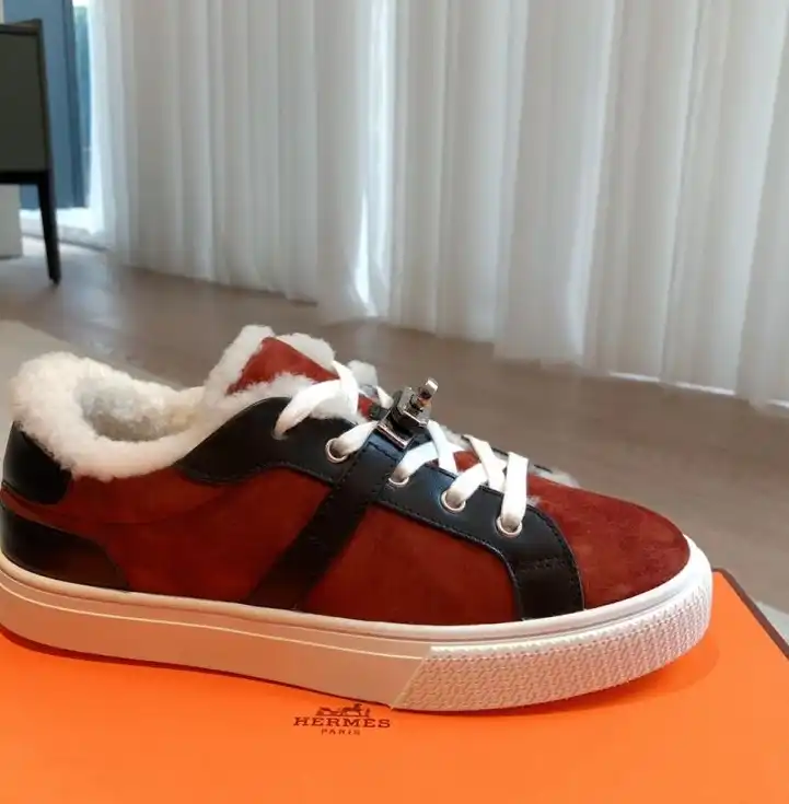 hype Hermes Sneakers