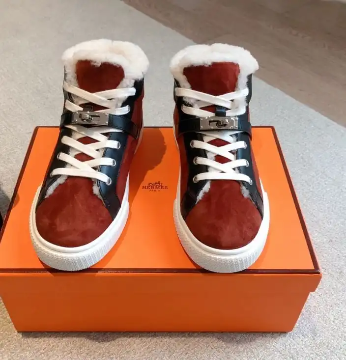 hype Hermes Sneakers