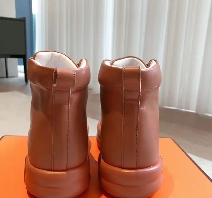 hype Hermes Sneakers