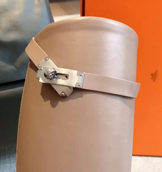 hype Hermes Boots