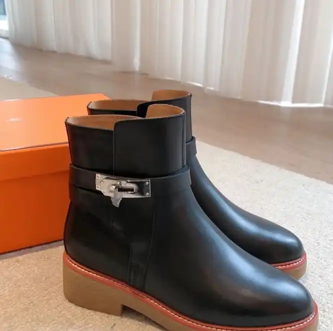 hype Hermes Boots