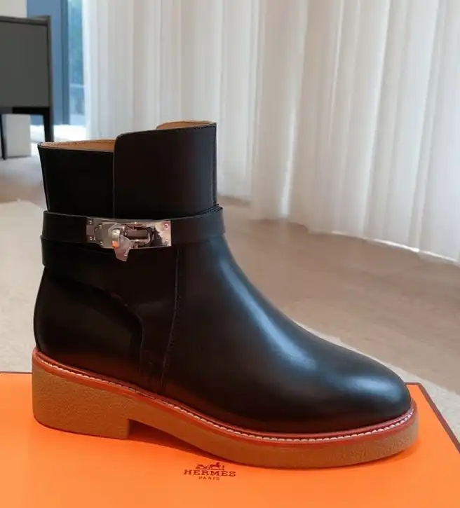 hype Hermes Boots