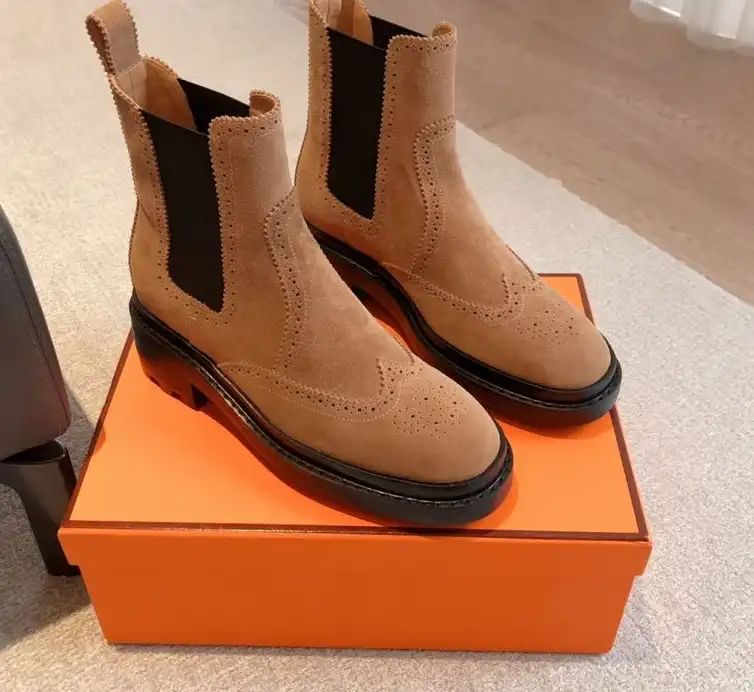 hype Hermes Boots