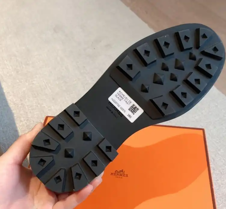 hype Hermes Boots