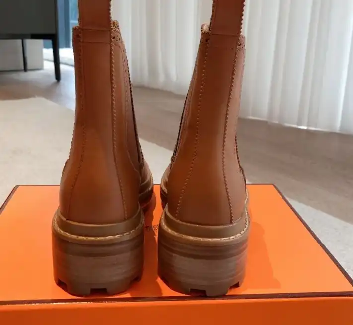 hype Hermes Boots