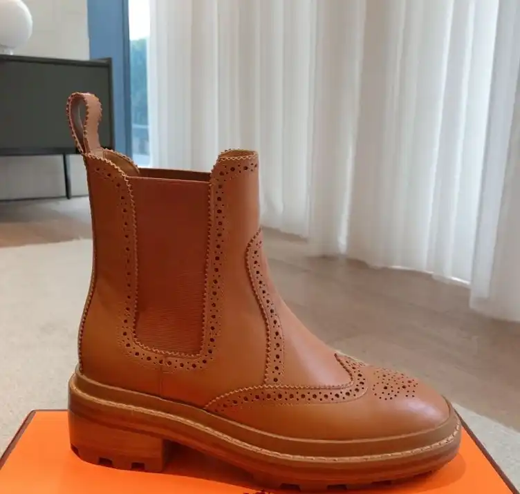 hype Hermes Boots