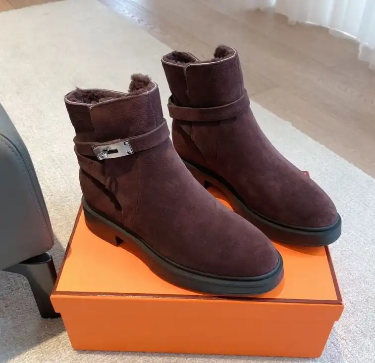 hype Hermes Boots