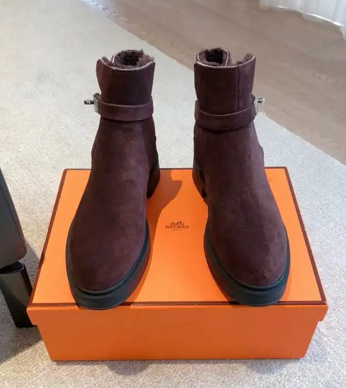 hype Hermes Boots