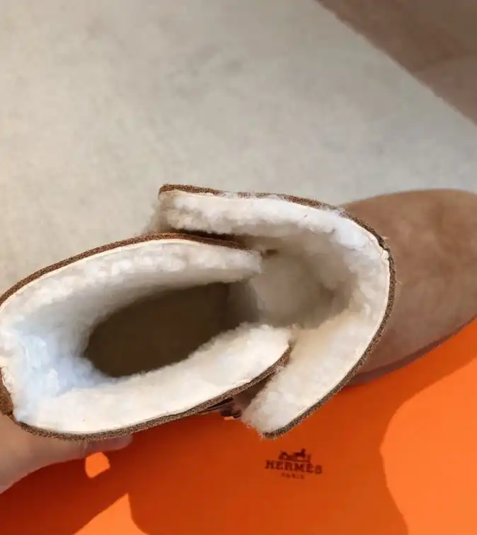 hype Hermes Boots