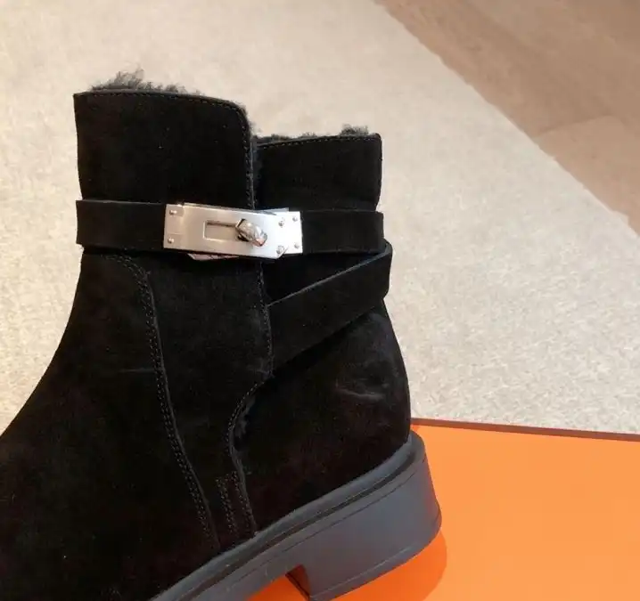 hype Hermes Boots