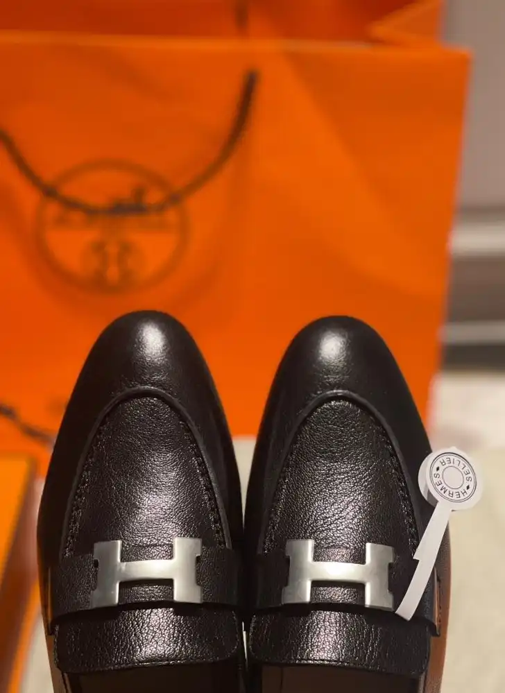 hype Hermes Leather Shoes