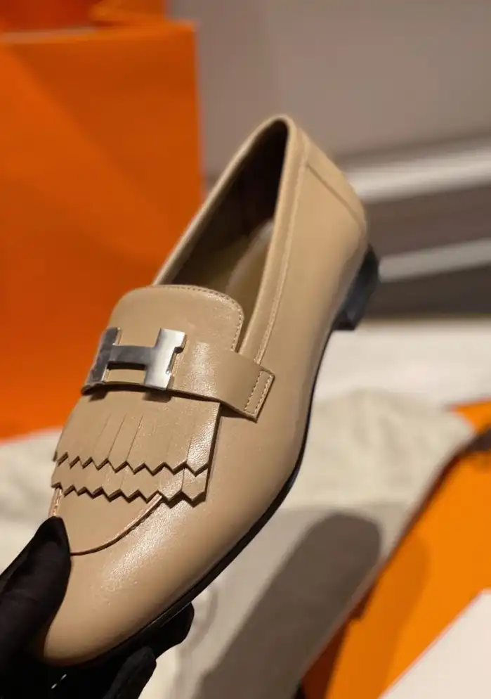 hype Hermes Leather Shoes