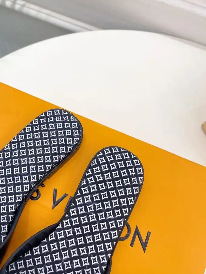 hype LV Slippers