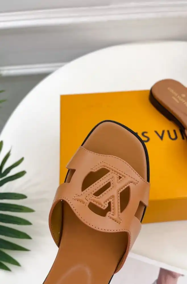 hype LV Slippers