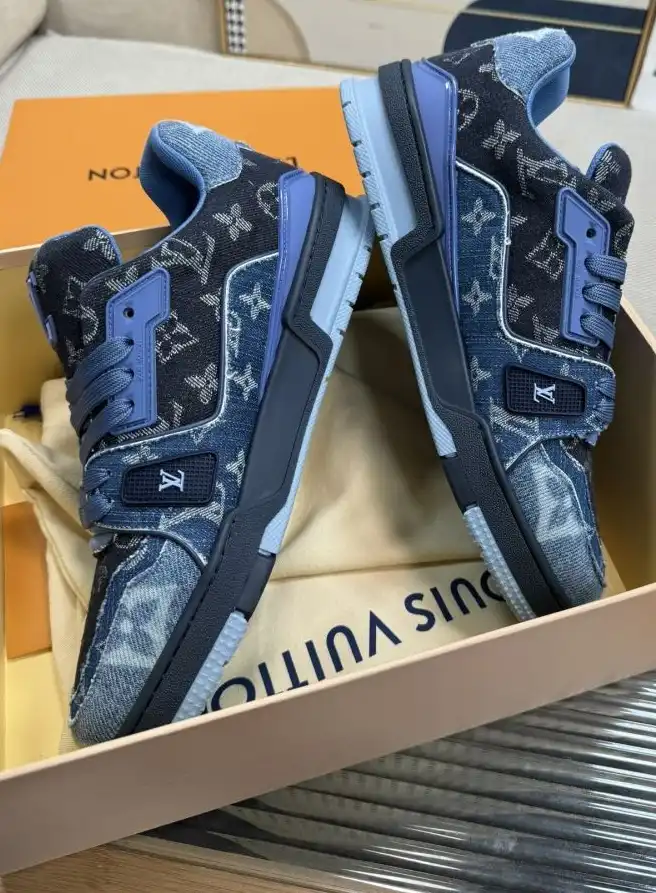 hype Louis Vuitton Sneakers