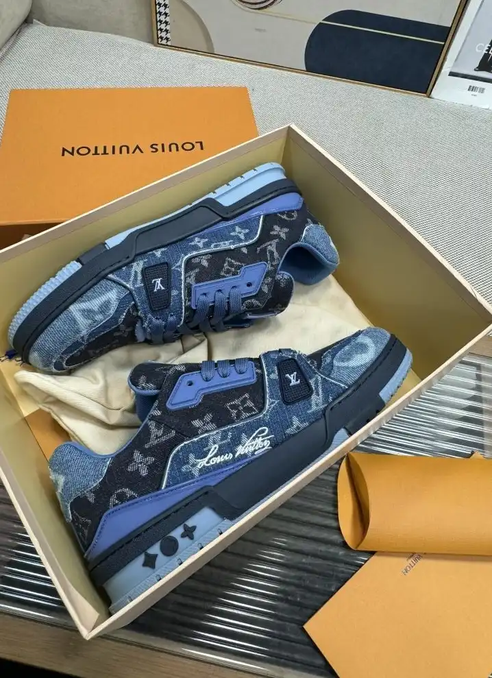 hype Louis Vuitton Sneakers