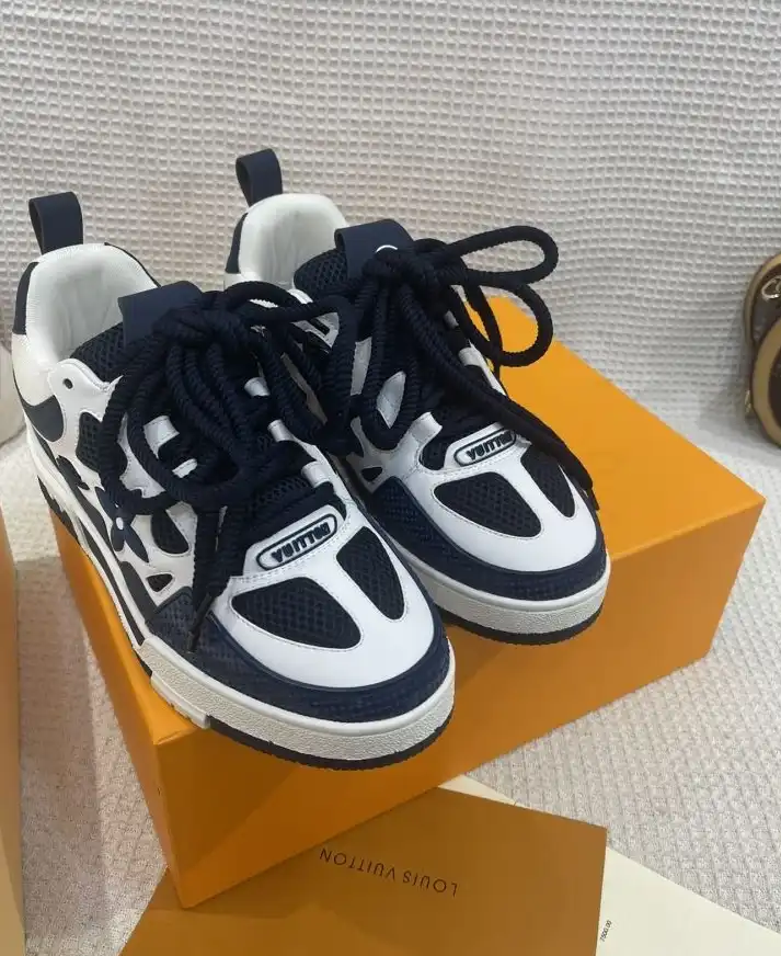 hype Louis Vuitton Sneakers