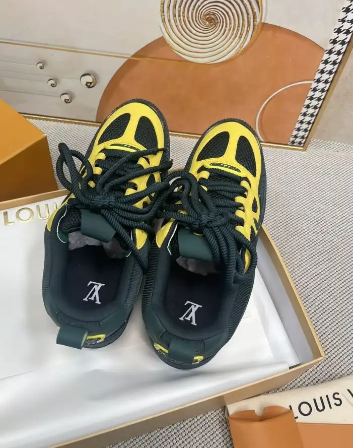 hype Louis Vuitton Sneakers