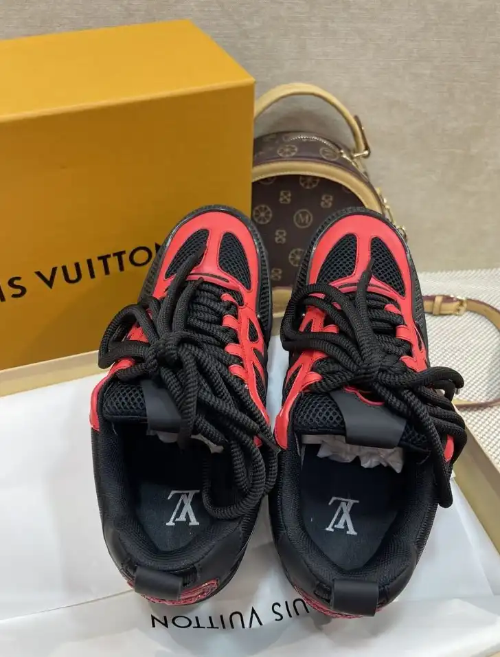 hype Louis Vuitton Sneakers