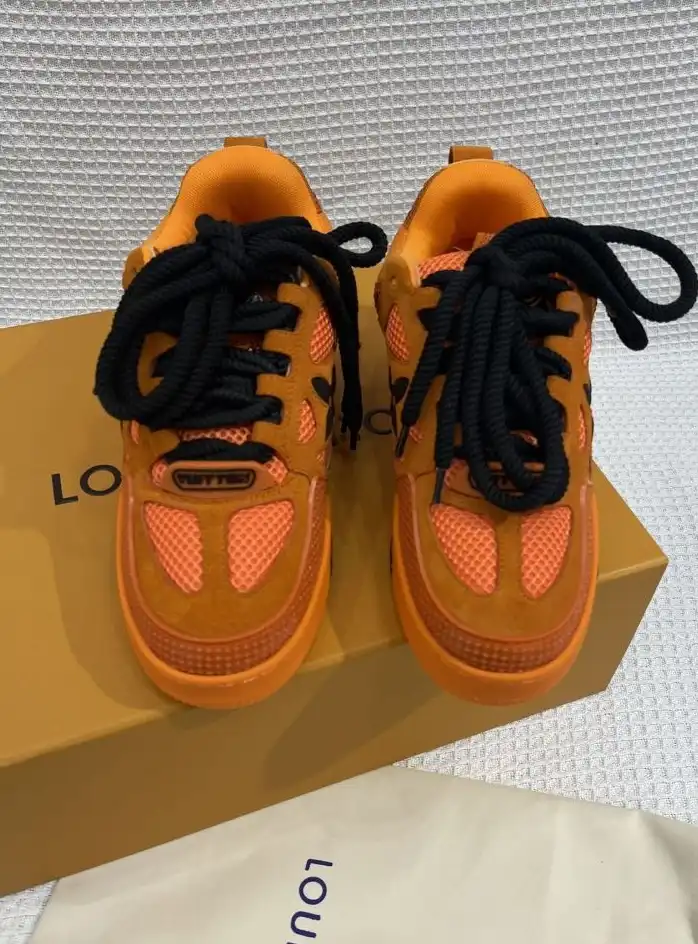 hype Louis Vuitton Sneakers