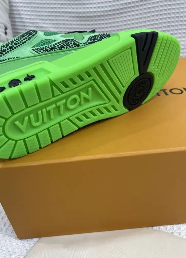 hype Louis Vuitton Sneakers