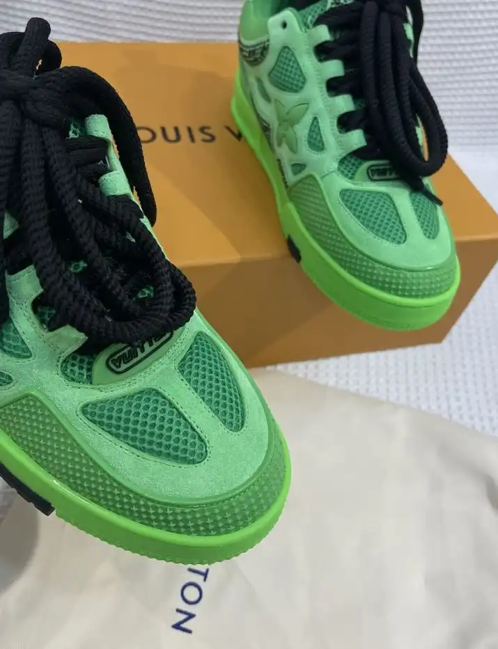 hype Louis Vuitton Sneakers