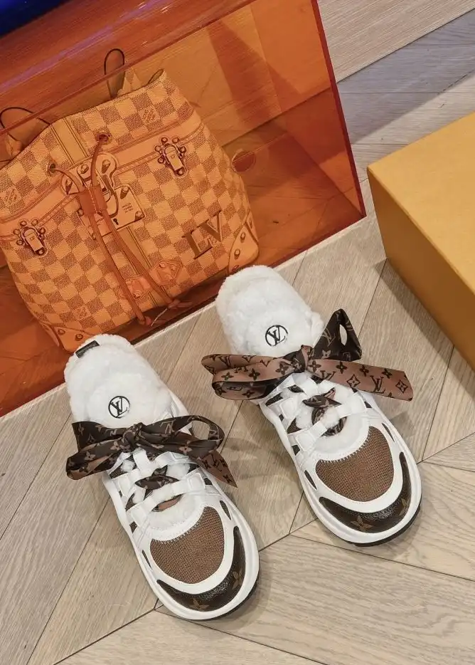 hype Louis Vuitton Sneakers