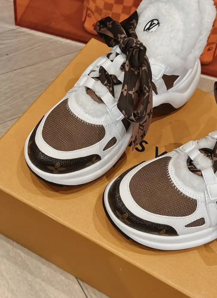 hype Louis Vuitton Sneakers