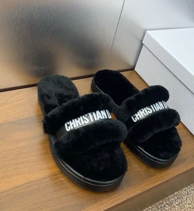 hype Christian Dior Slippers