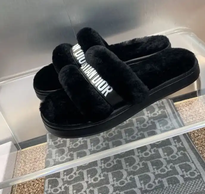 hype Christian Dior Slippers