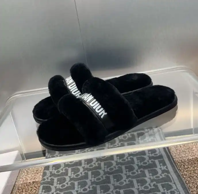 hype Christian Dior Slippers