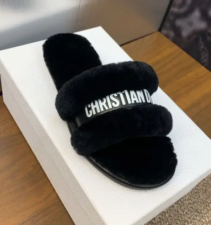 hype Christian Dior Slippers