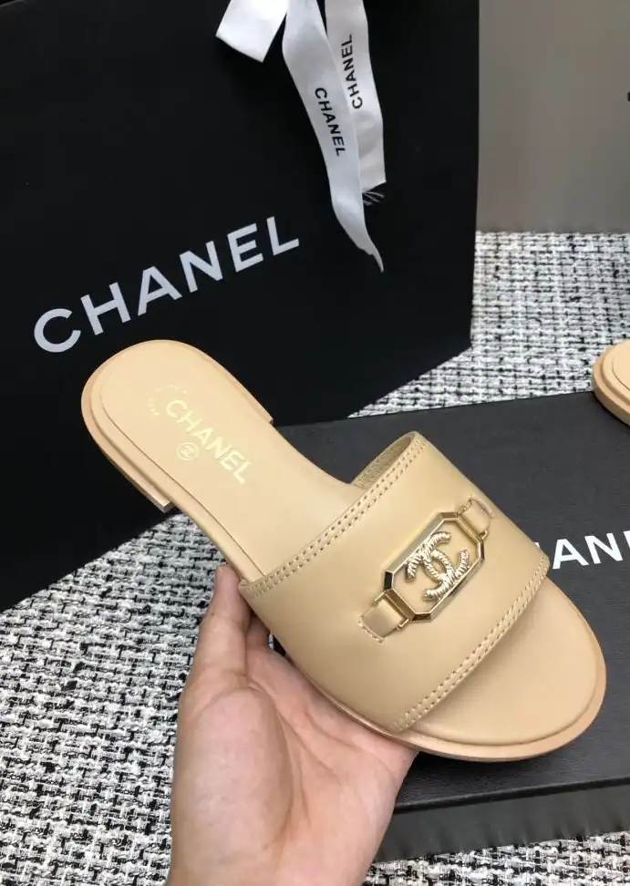 hype Chanel Slippers