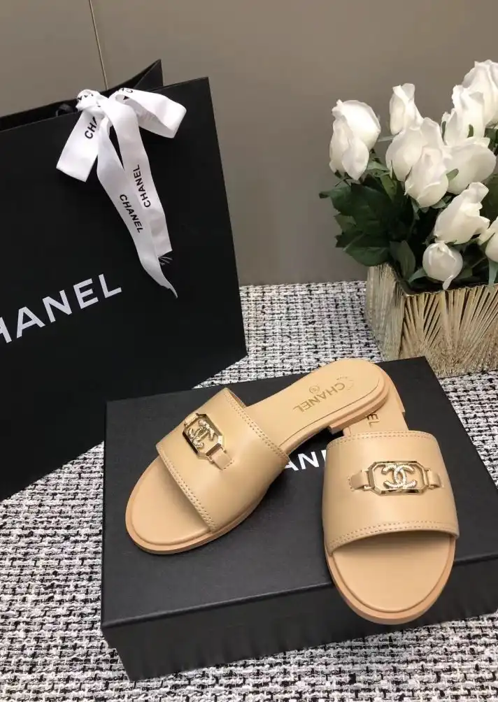 hype Chanel Slippers