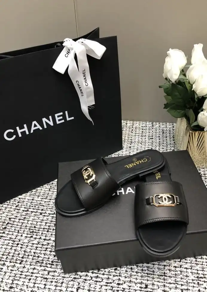 hype Chanel Slippers