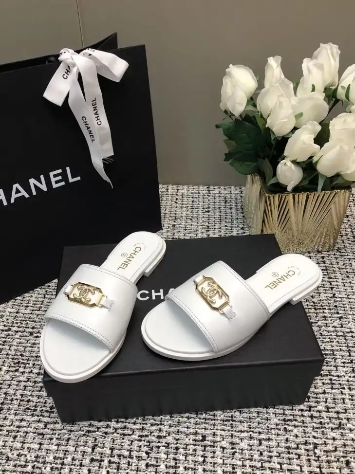 hype Chanel Slippers