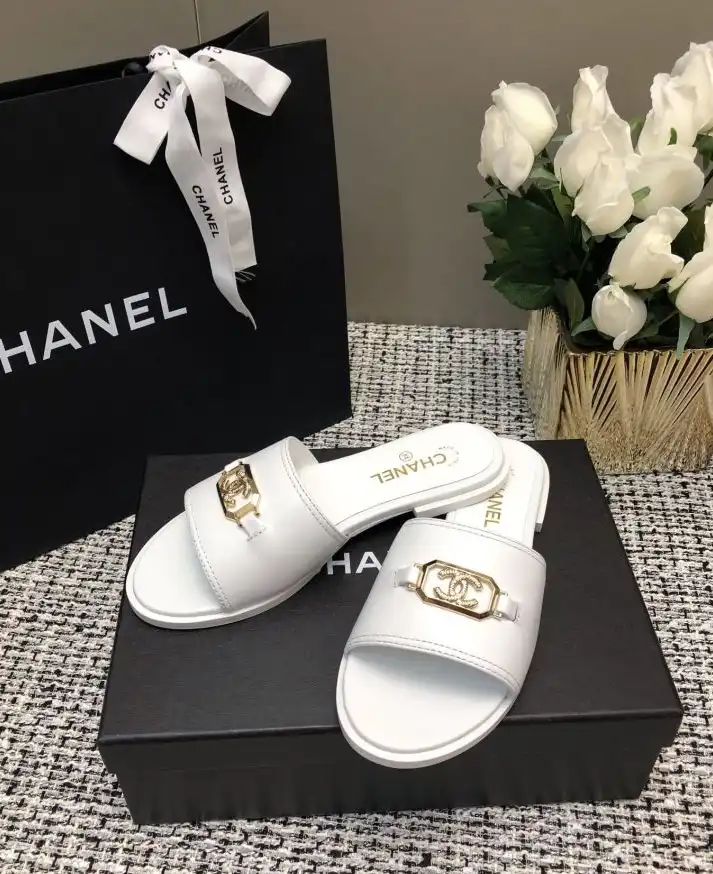 hype Chanel Slippers